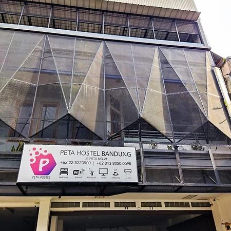 Peta Hostel Bandung Exterior photo